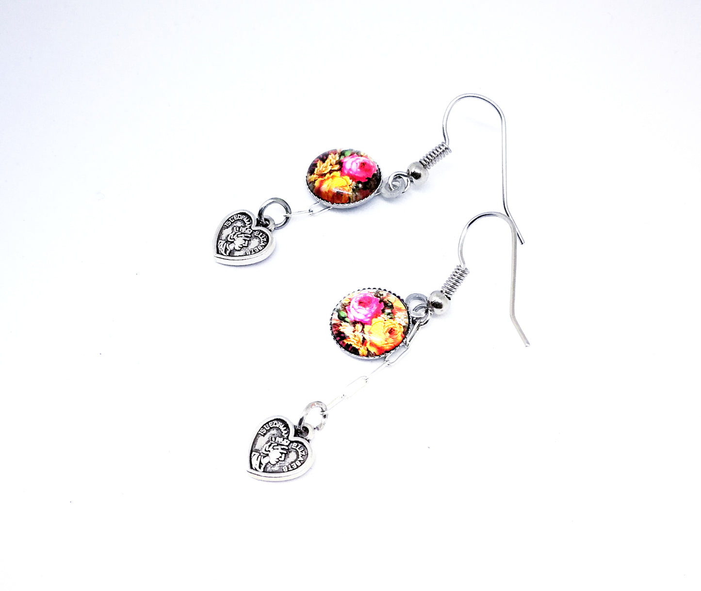 Boucles d'oreilles fleurs vintage et coeurs