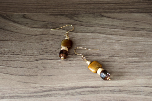 Boucles d'oreilles en plaqué or 14 K, œil de tigre & stardust