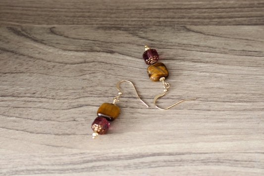 Boucles d'oreilles gold filled 14 K, œil de tigre & couronne Picasso