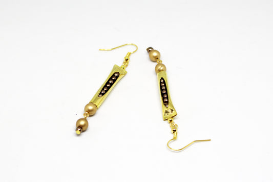 Boucles d'oreilles petits pois marron et doré