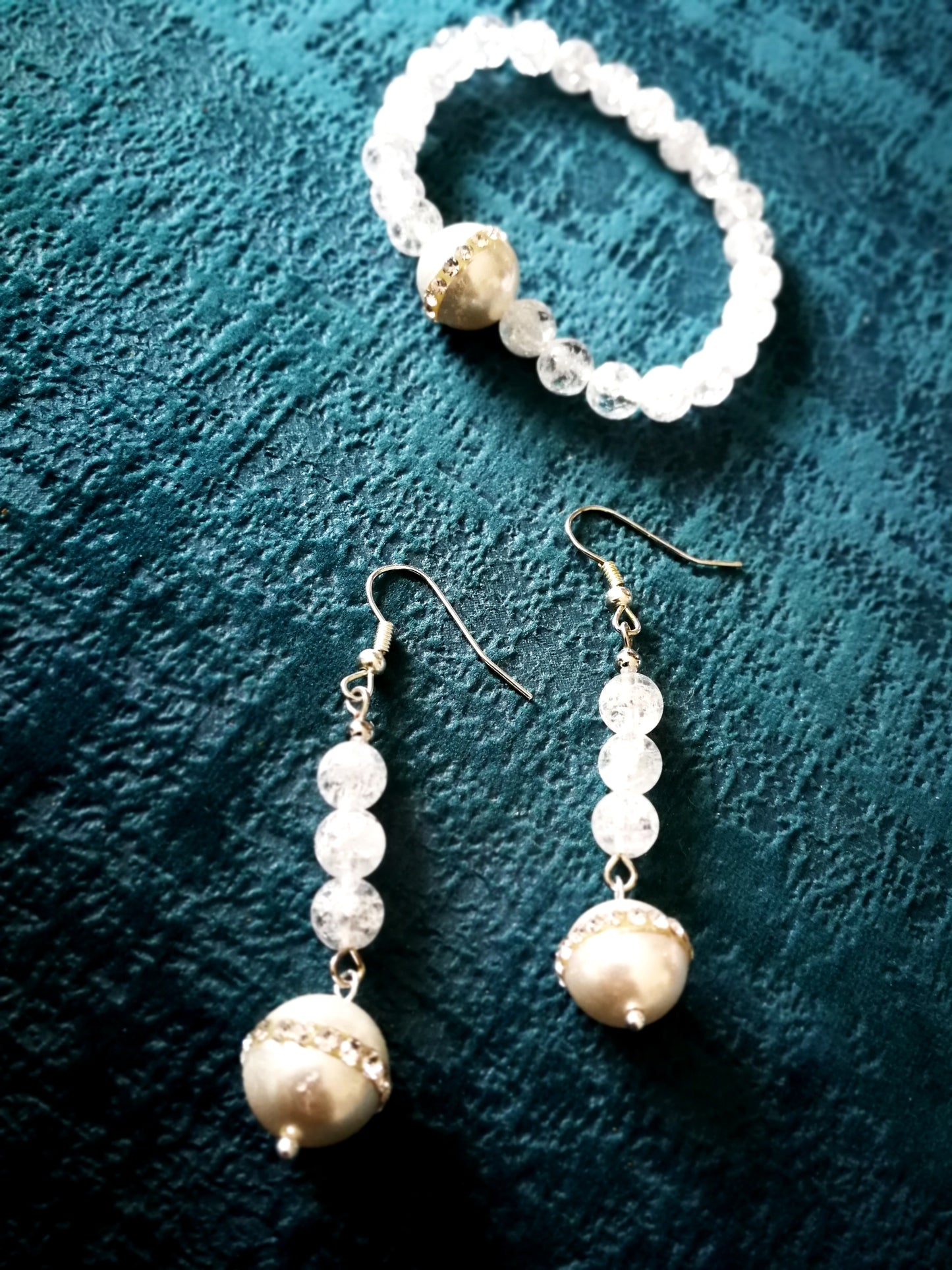Parure en cristal boucles d'oreilles et bracelet OCCASION