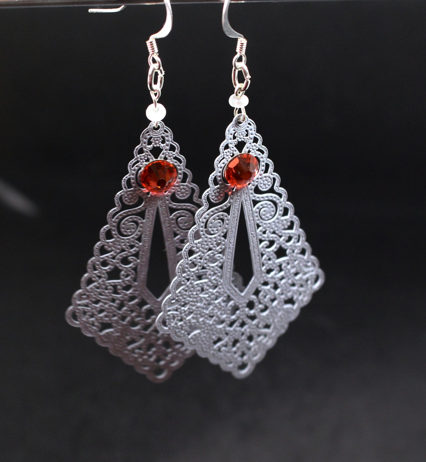 Boucles d'oreilles gouttes plates dentelle