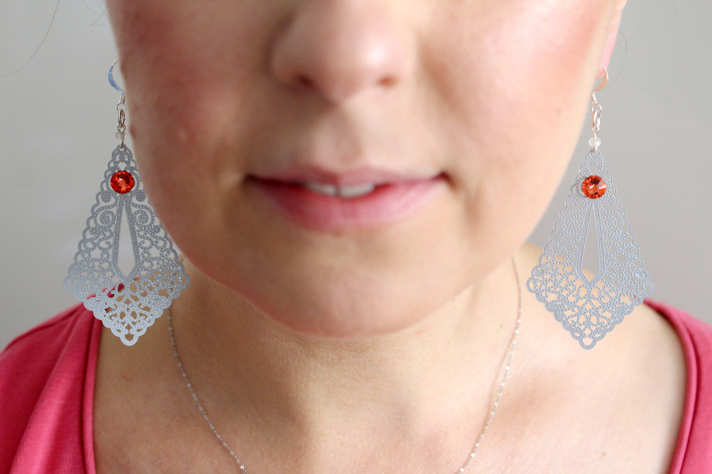 Boucles d'oreilles gouttes plates dentelle