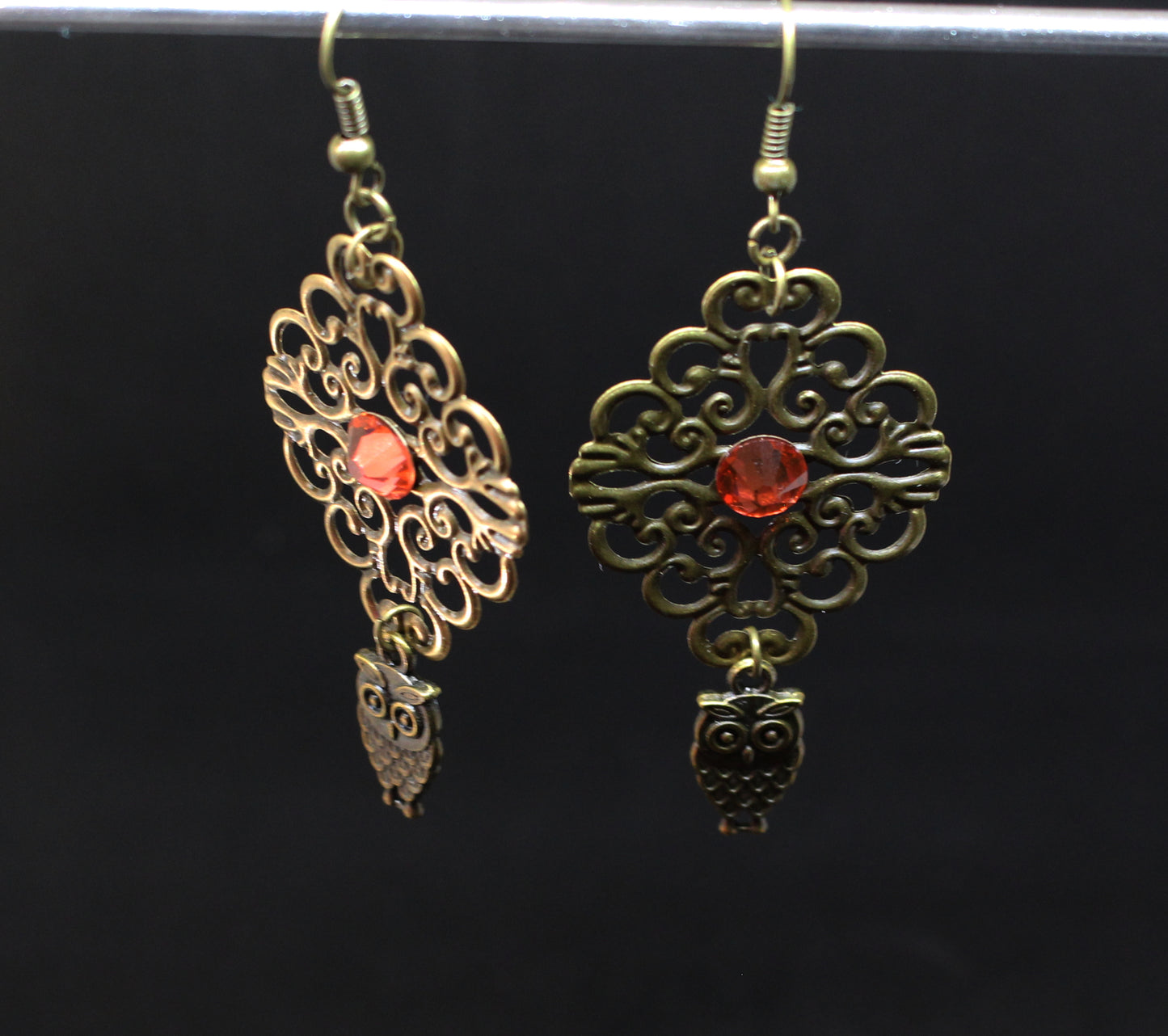 Boucles d'oreilles ajourés avec la chouette