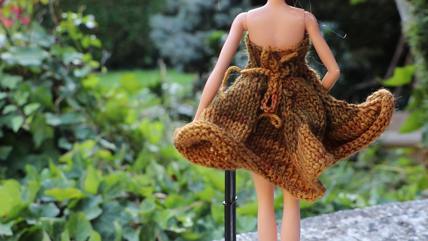 Robes verte et marron pour Barbie