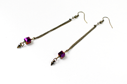 Boucles d'oreilles pendantes chaînes  bronze et cube caméléon