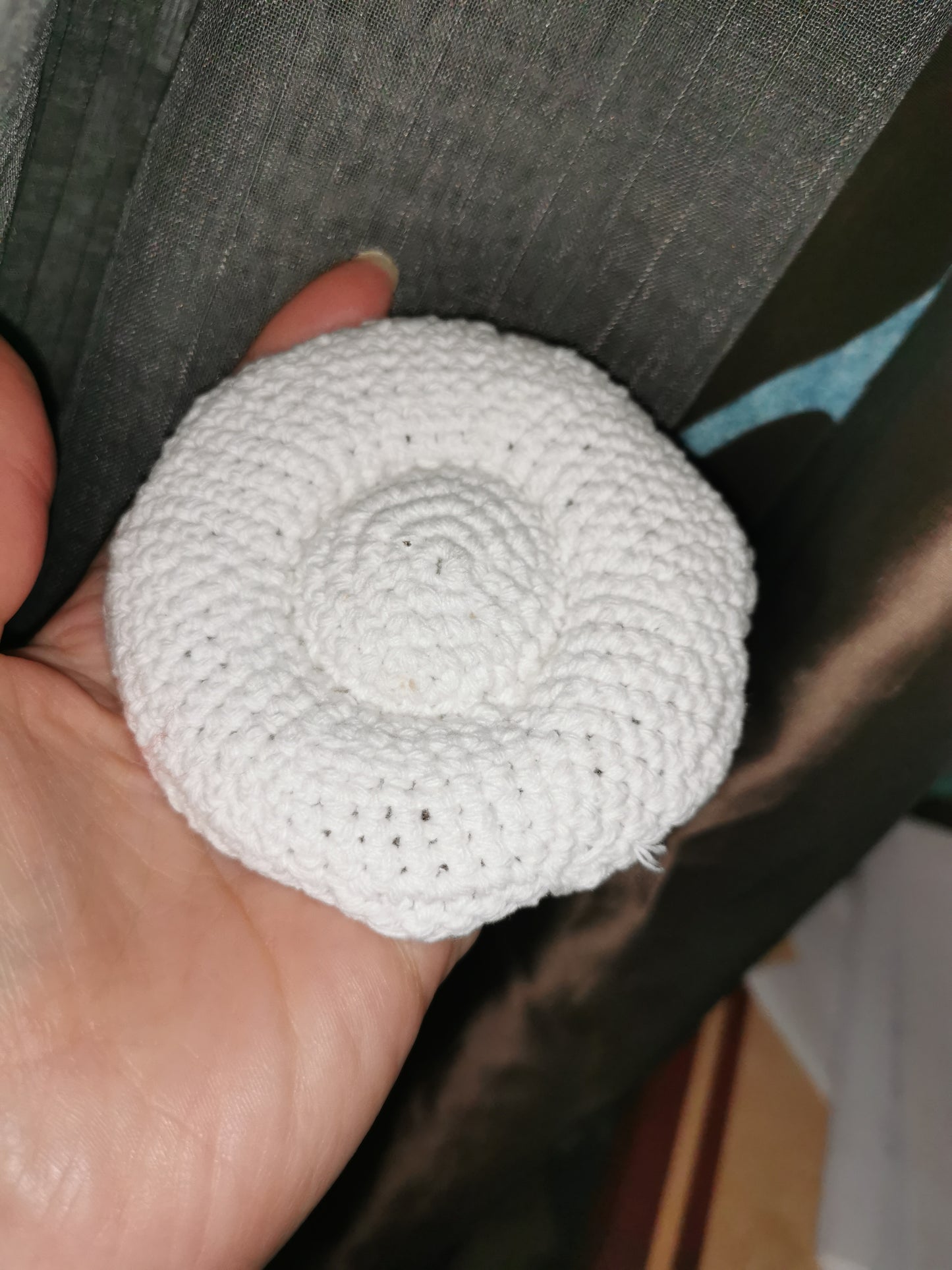 Jouet décoration au crochet un oeuf au plat