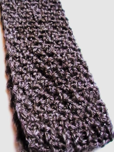 Bandeau de cheveux gris anthracite pour une adolescente