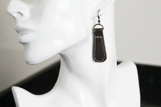 Boucles d'oreilles pendantes en similicuir marron recyclé