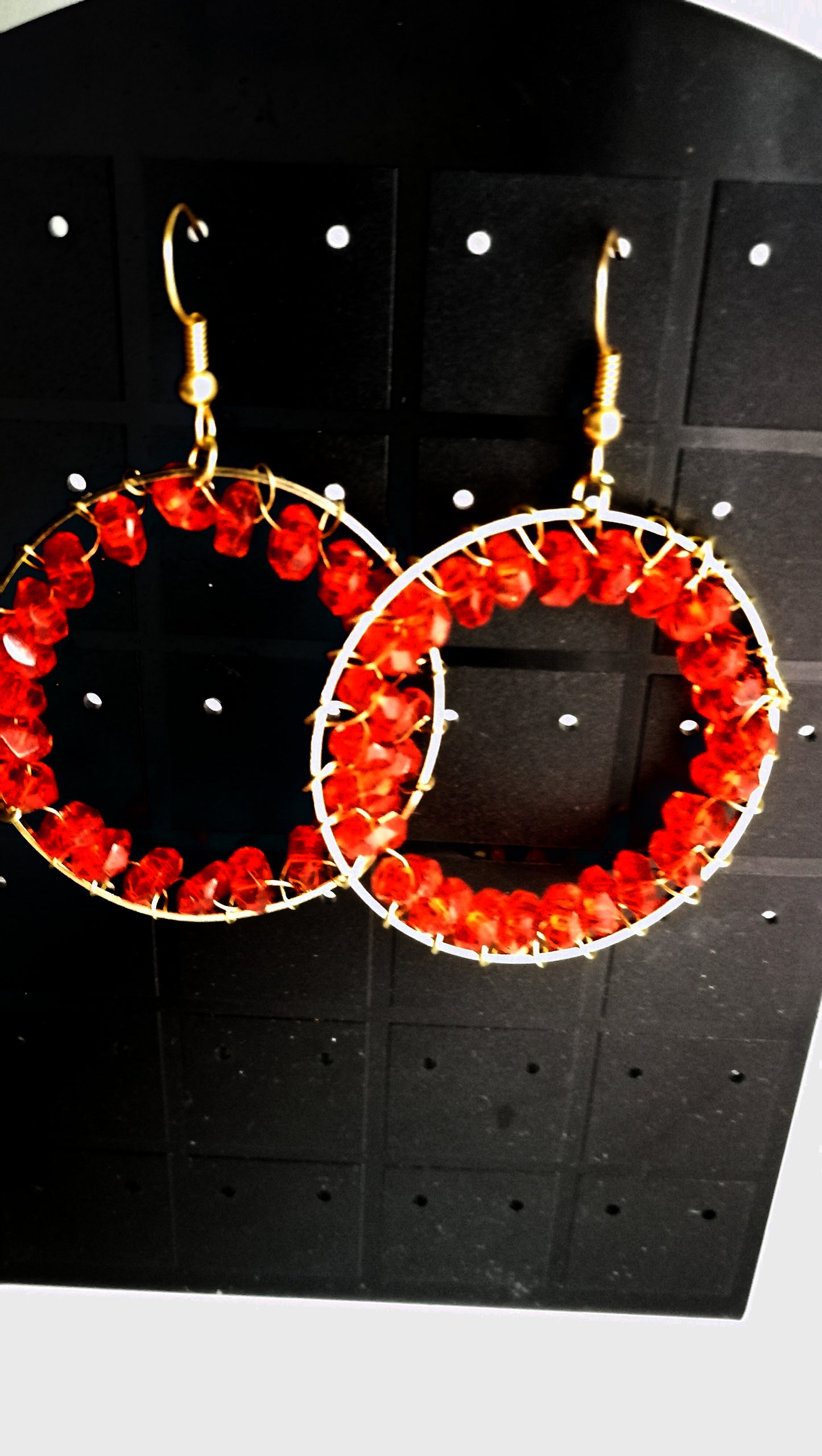 Créoles rouges et dorées, boucles d'oreilles originales