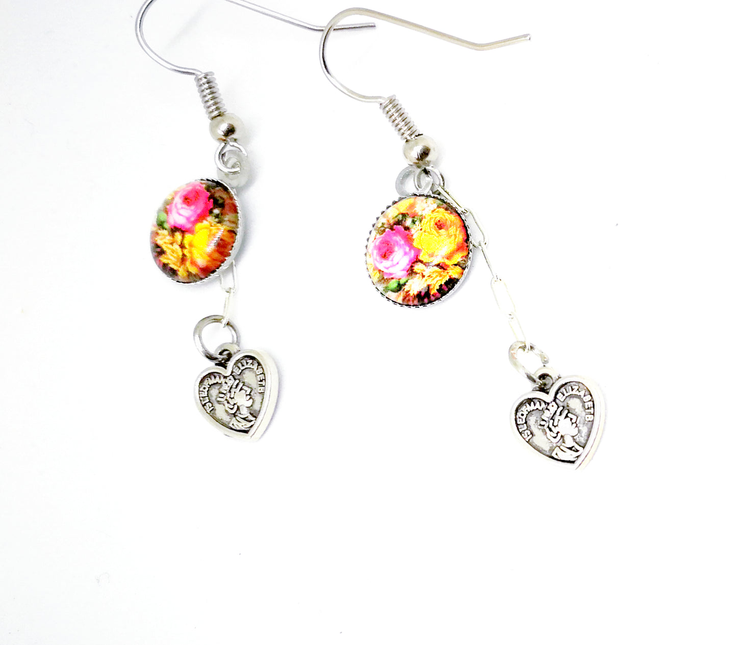 Boucles d'oreilles fleurs vintage et coeurs