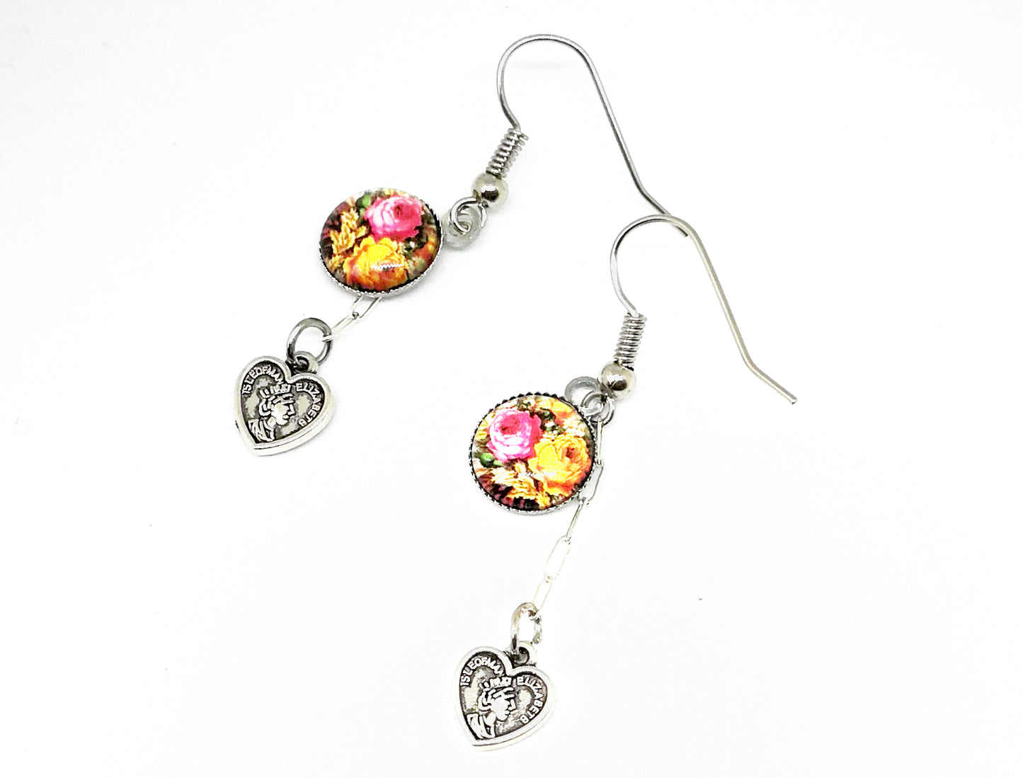 Boucles d'oreilles fleurs vintage et coeurs