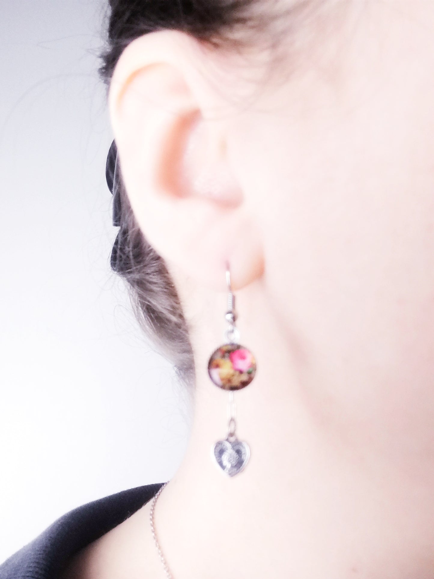 Boucles d'oreilles fleurs vintage et coeurs