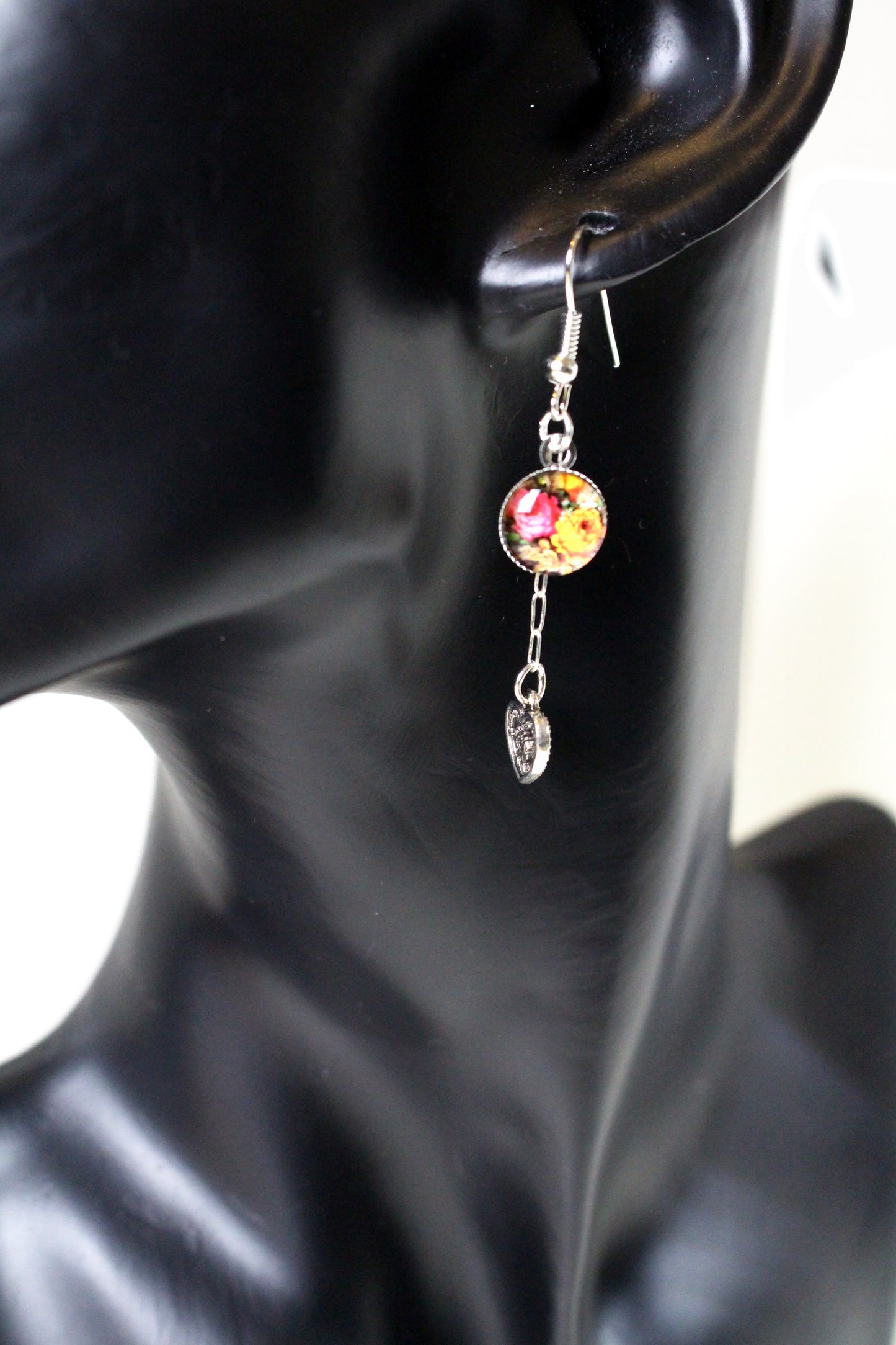 Boucles d'oreilles fleurs vintage et coeurs