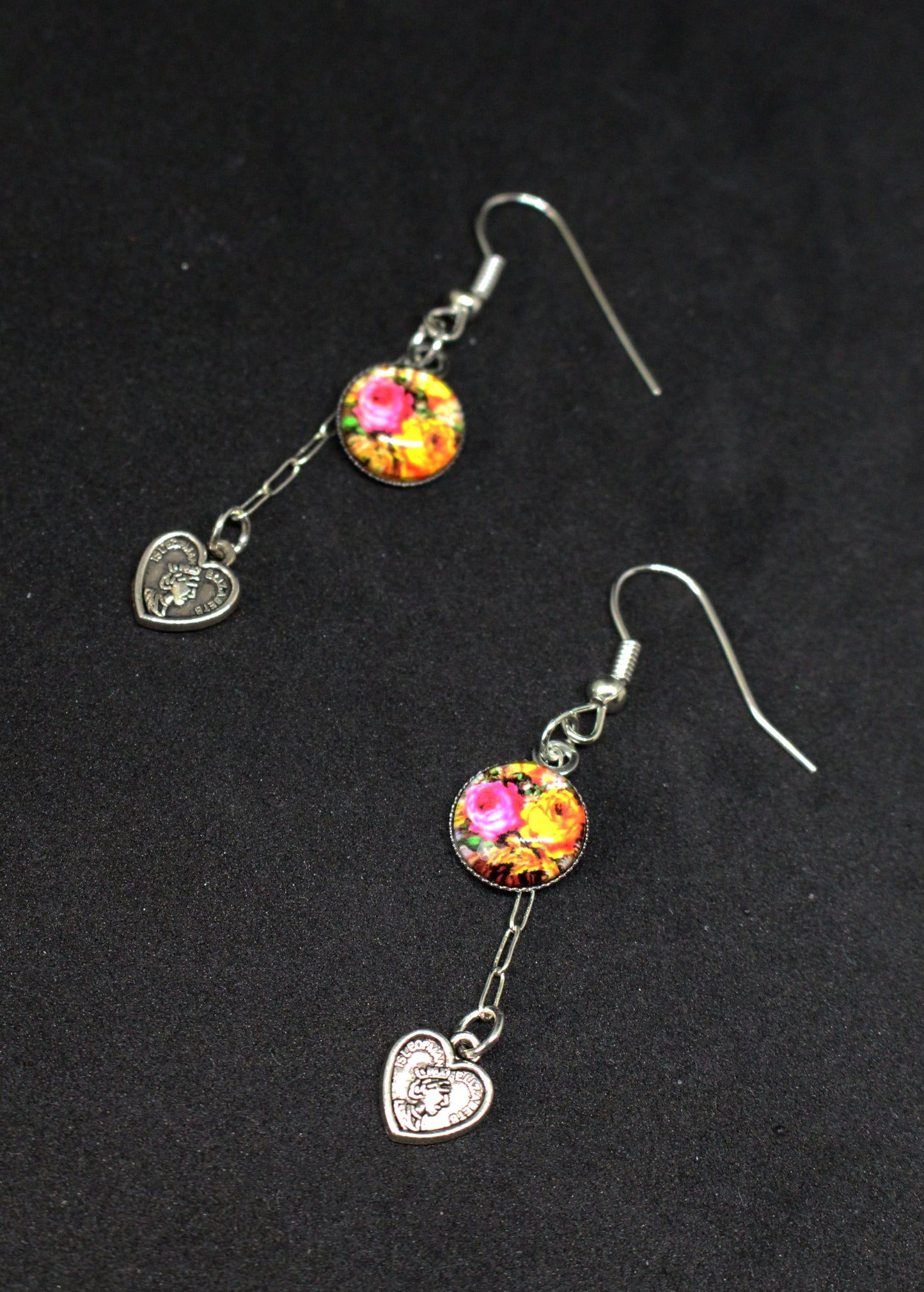 Boucles d'oreilles fleurs vintage et coeurs