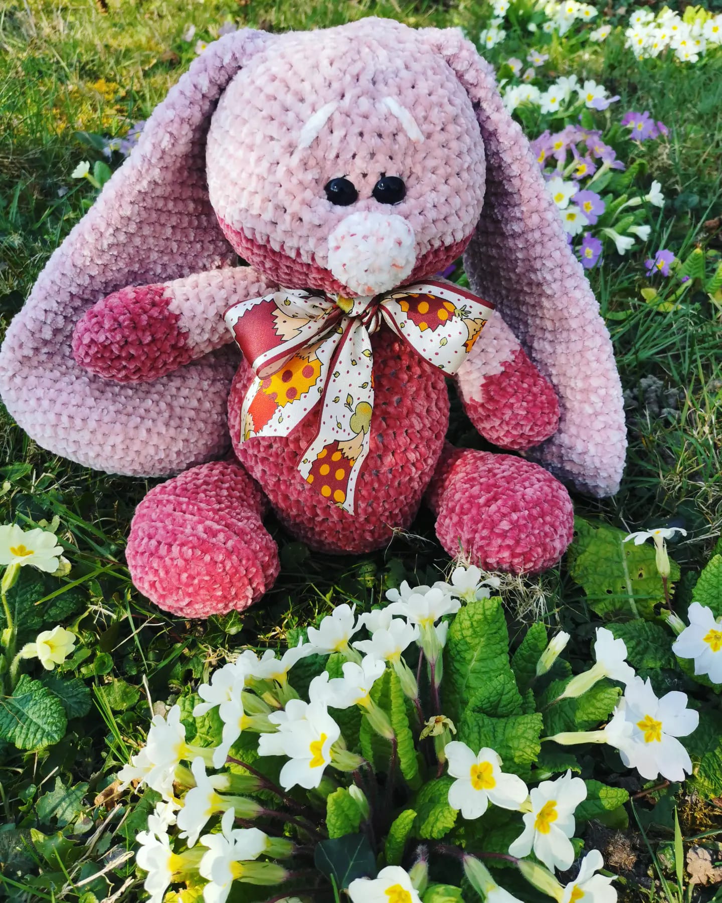 Amigurumi gros lapin rose en velvet fil très doux