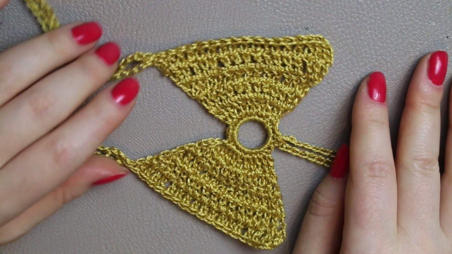Bijou de pied ou bracelet de cheville nœuds