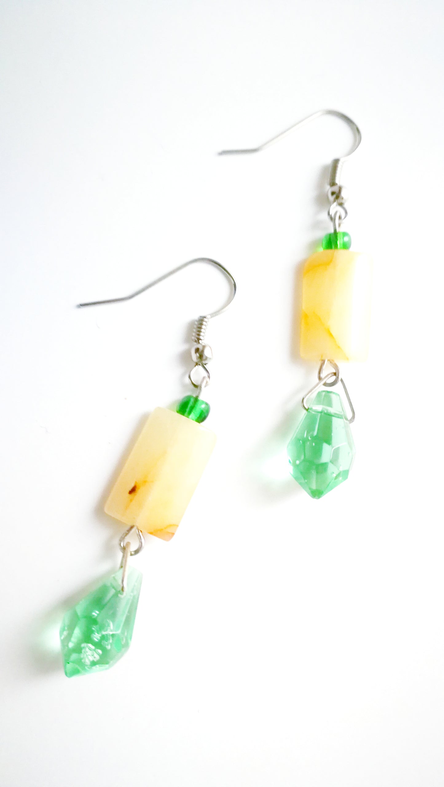 Boucles d'oreilles gouttes pierre naturelle