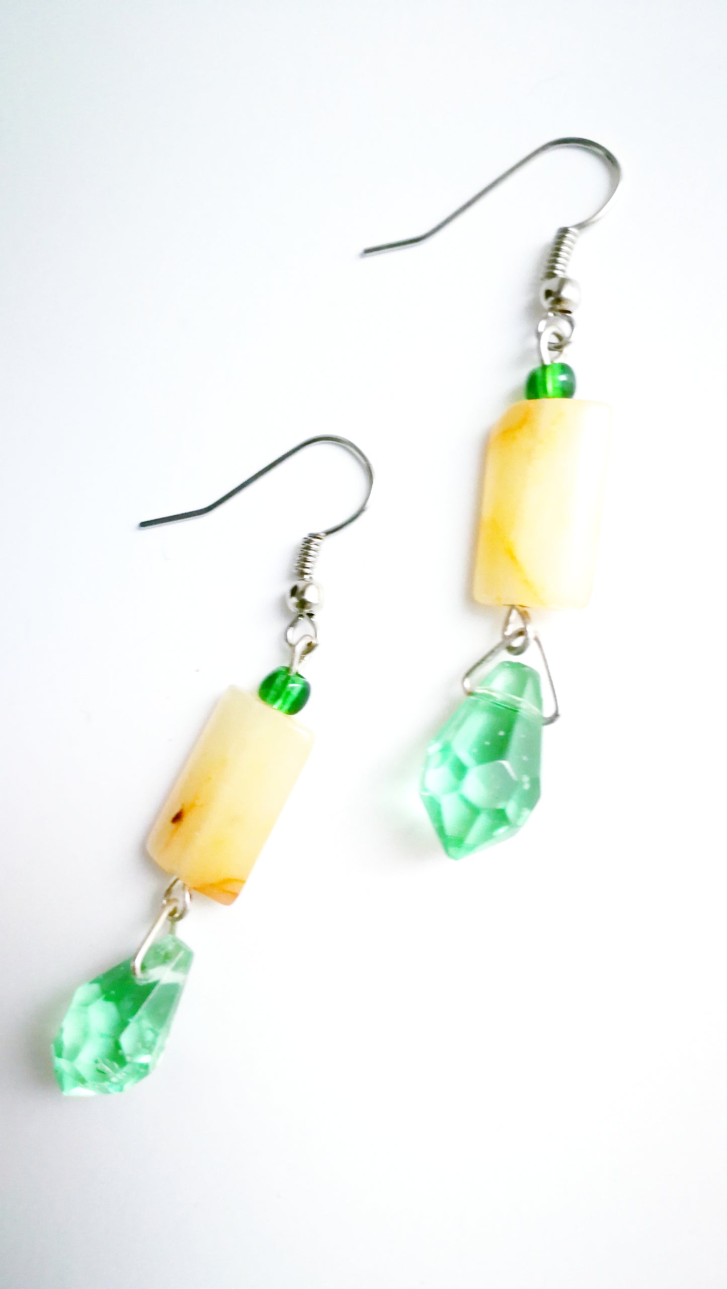 Boucles d'oreilles gouttes pierre naturelle