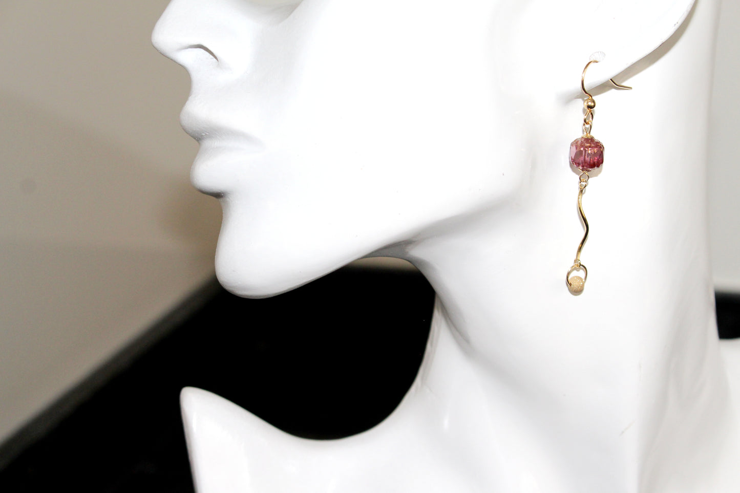 Boucles d'oreilles gold filled 14 K Couronne Picasso améthyste